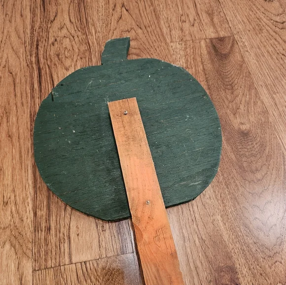 Halloween Pumpkin Yard Stake for Fall Decorating - Picture 4 of 4